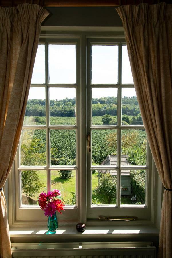 Bed & Breakfast China Farm Barn Canterbury